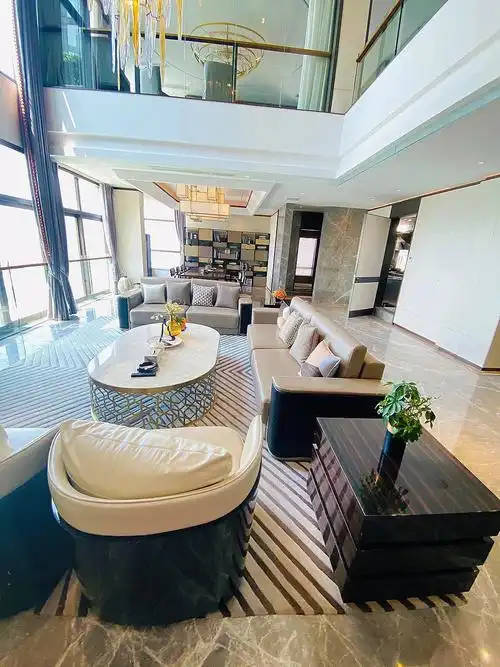 碧海云天61顶层复式61楼王单位带大露台