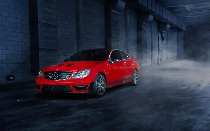 奔驰c63 507版红色汽车壁纸高清原图查看