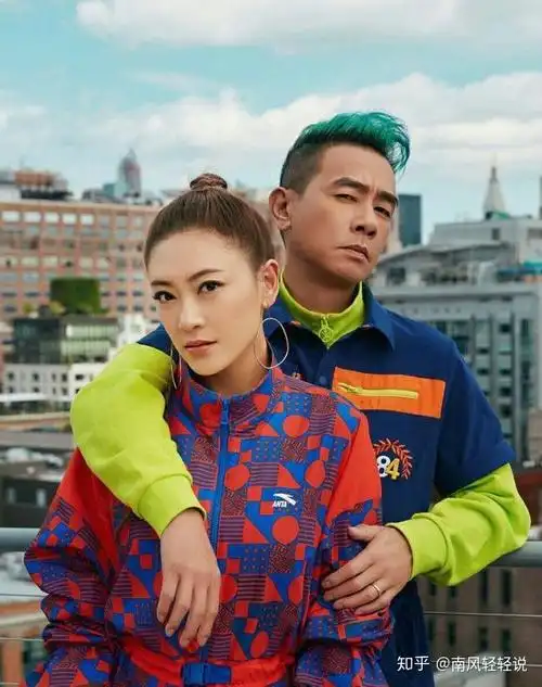 好命陈小春为张柏芝写歌被赞痴情娶白富美应采儿重获新生