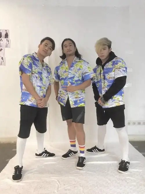 猛男舞团iconx _ 哔哩哔哩相簿