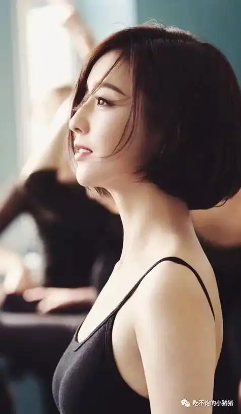 看完佟丽娅的美貌后才真正理解春宵苦短日高起从此君王不早朝了