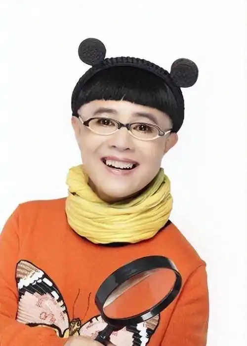 "金龟子"刘纯燕:几十年容颜不老,丈夫王宁的宠溺是她的后盾_什么_女孩