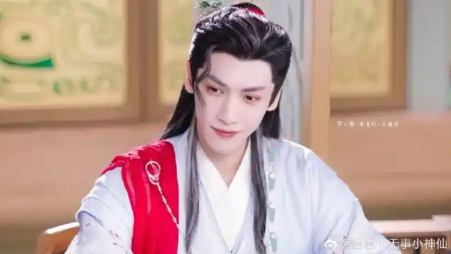 罗云熙超话生活是一场旅途经历过的风景最为美丽奋斗过的人生才会精彩