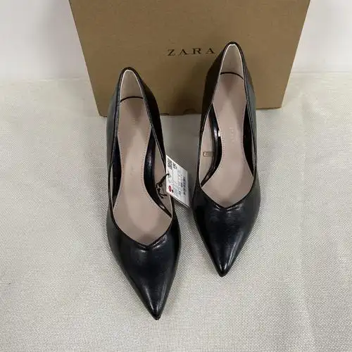 欧洲站春夏季新款欧美尖头粗跟高跟鞋性感优雅女鞋单鞋