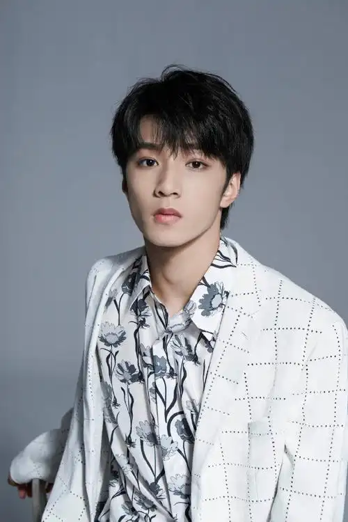 刘耀文0923生日快乐##刘耀文17岁生日庆生照