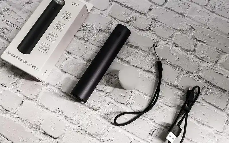 小米有品再上新,强光手电筒,照明灯,充电宝三合一,仅119元