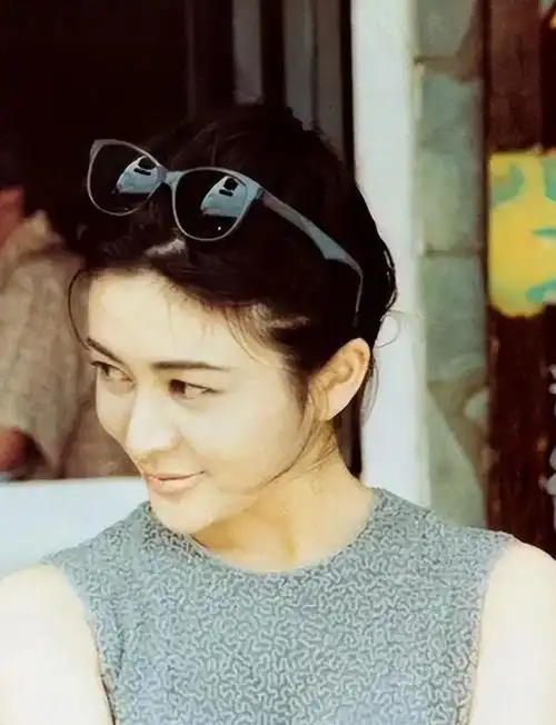 关之琳我背了那么多年黑锅如今终于被刘銮雄澄清了