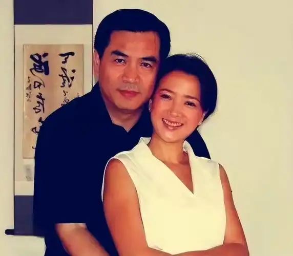 回顾老干部廖京生二婚娶了何睛为妻如今他的婚姻状况如何