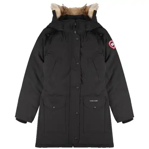 加拿大鹅羽绒服