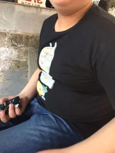 我男身高170体重也就160斤,为什么见我的都叫我胖娃?