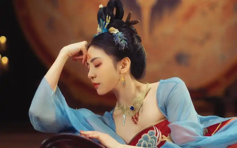 【唐诗逸x绝对演绎】以舞蹈为灵魂,演绎大唐公主的爱与愁.