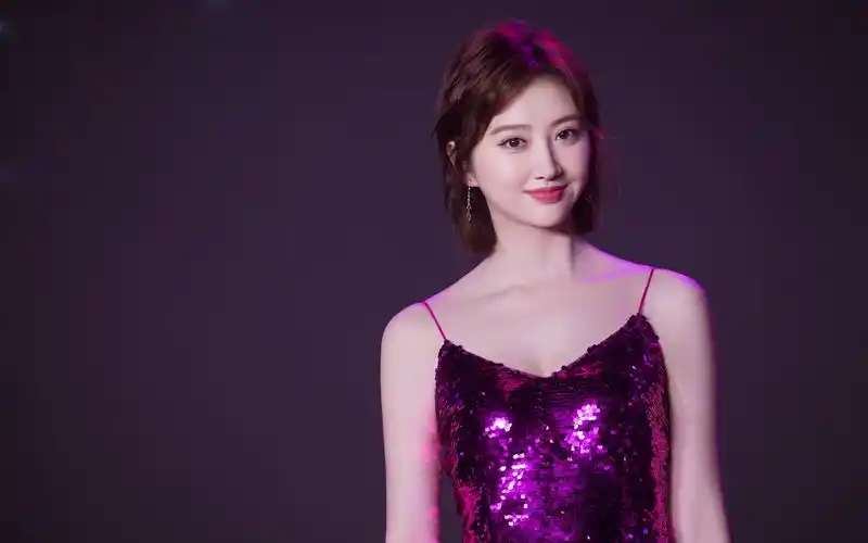 景甜性感吊带写真高清桌面壁纸