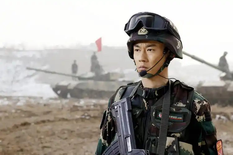 宣言新剧《热血尖兵》收视飙升 张小武踏上蜕变征途_电视要闻_娱乐