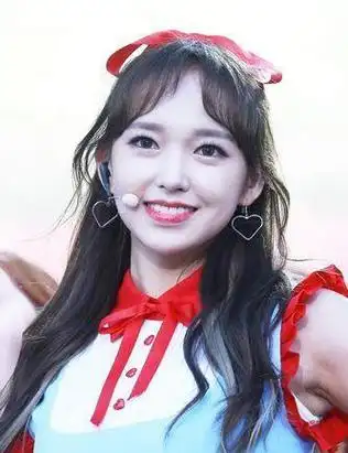 咸素媛和陈华选择去越南发展 韩国女明星咸素媛和妻子陈华计划前往