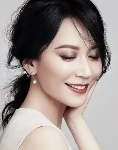 俞飞鸿:一个用优雅躲过岁月的时光美人