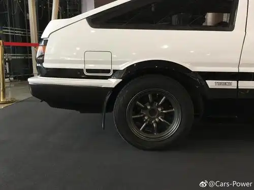 头文字d 藤原豆腐店之丰田ae86[3/35]_手机壁纸