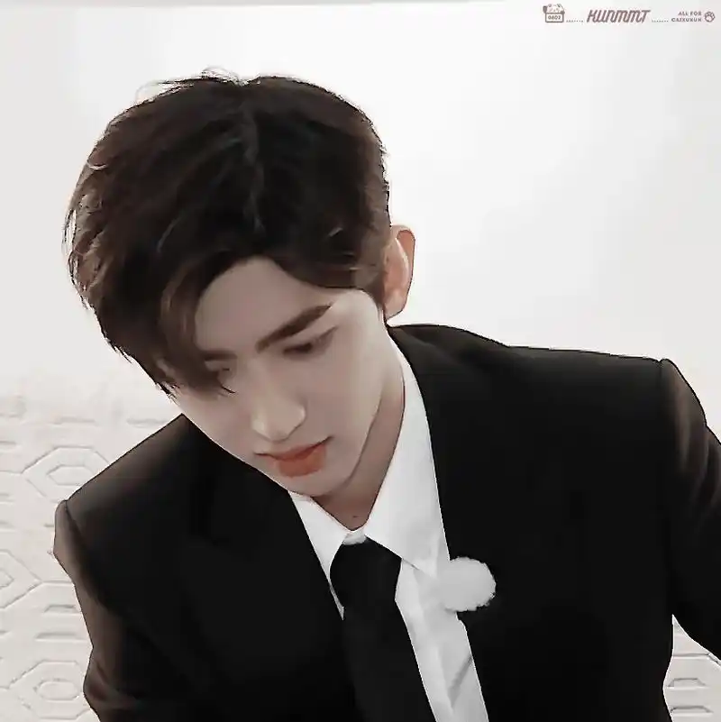 昨晚播出的奔跑吧先导片,蔡徐坤真的太可爱了!