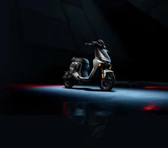 中商情报网报道称,2017年~2021年,全球两轮电动车销量从3520万辆增加