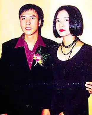 甄子丹前妻梁静慈个人资料和两个离婚原因