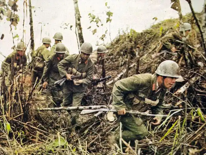 以图片诉说战斗一一来自对越自卫反击战现场图片