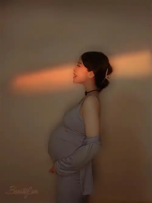 自拍孕妇照05