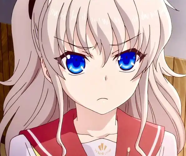 白毛蓝瞳友利奈绪78