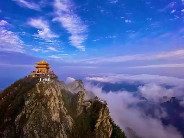 老君山多高,海拔多少,景色壮丽引人入胜