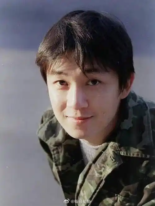 董洁很_潘粤明_婚姻