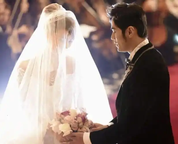 昆凌婚纱图片 周杰伦昆凌婚纱照拍摄地-图片大观-奇异网