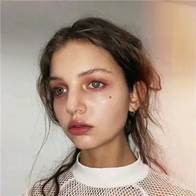 2020欧美头像女生霸气冷艳陌陌头像偶尔动个情但记得要醒