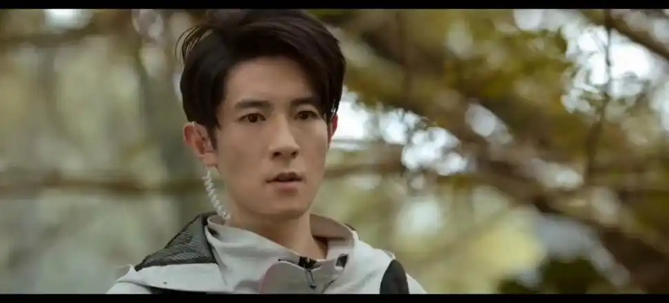 季肖冰///解雨臣