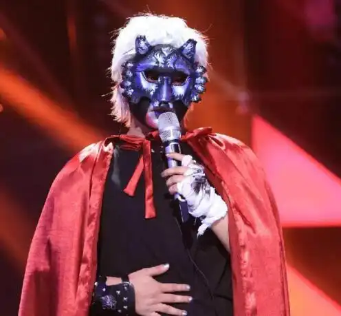 图蒙面歌王面具之王成经典独创狼牙淘汰拒公布身份引热议