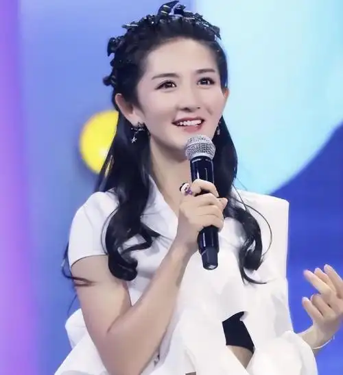 43岁的谢娜,确诊了