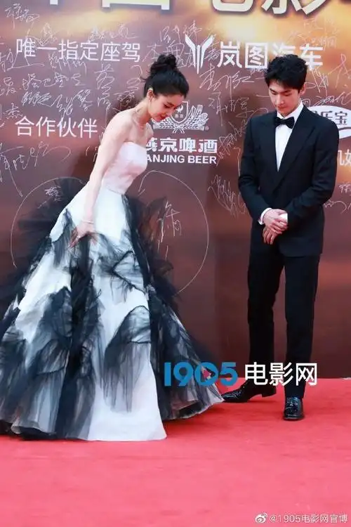 华表奖红毯生图##杨洋baby 肖奈贝微微##直击华表奖