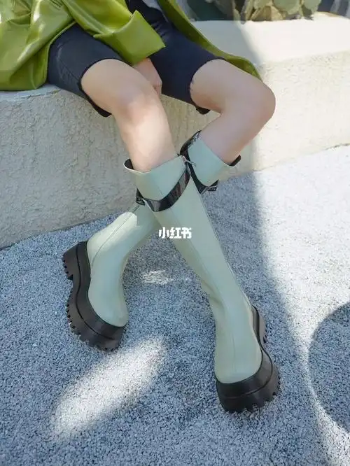 今日份骑士靴推荐91夏天穿长筒靴的女孩超酷