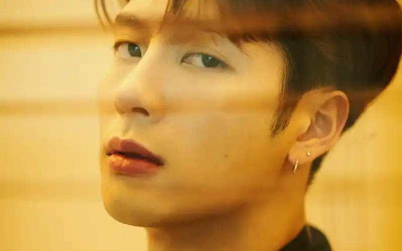 王嘉尔帅气写真图片桌面壁纸