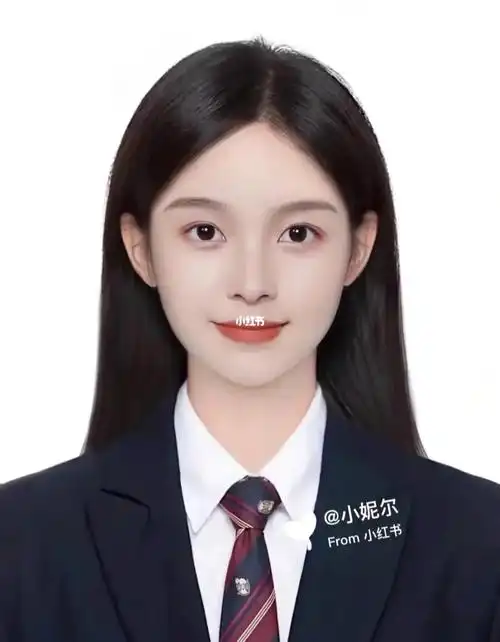 入学韩系证件照模板,发型真的太重要啦,我觉得对于女生拍照来说,有