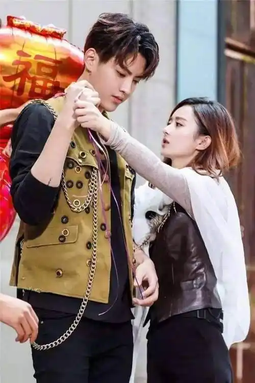 揭秘赵丽颖和吴亦凡,张碧晨的纠纷始末,真相让人意外!