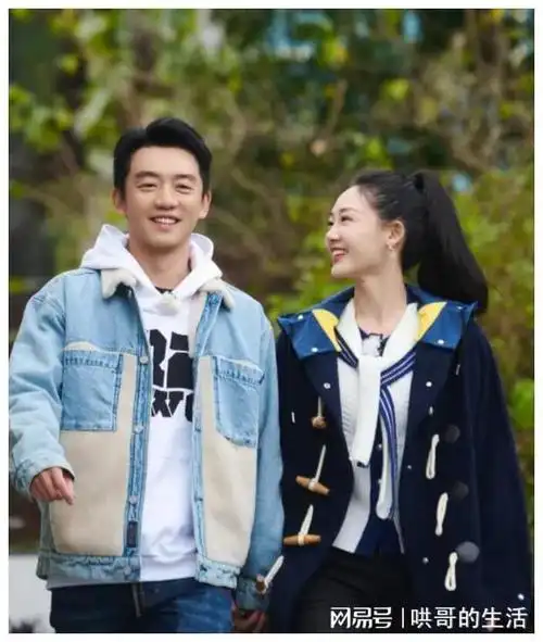 苗苗晒出视频三胎女儿意外露脸侧脸曝光网友耳朵跟郑恺太像