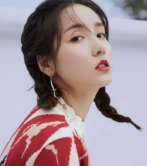 演员吕一:徐克发掘出道,演《天外飞仙》成名,事业爱情都很佛系