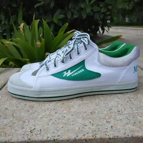 情侣怀旧布鞋国风女鞋国货男鞋双星