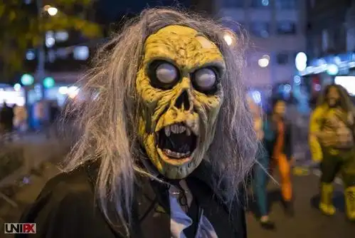 妖魔鬼怪齐上阵 纽约万圣节蛇精病大游行现场直击