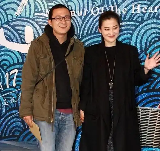 梅婷现任70岁老公曾剑个人资料(曾剑的婚史和出生)_金纳莱网