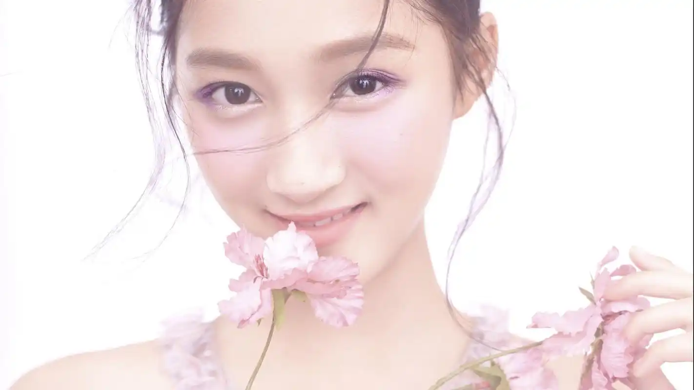 国民闺女关晓彤清新甜美的写真图片桌面壁纸