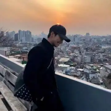 男人最招财的微信头像大全 帅气个性男生头像2019精选