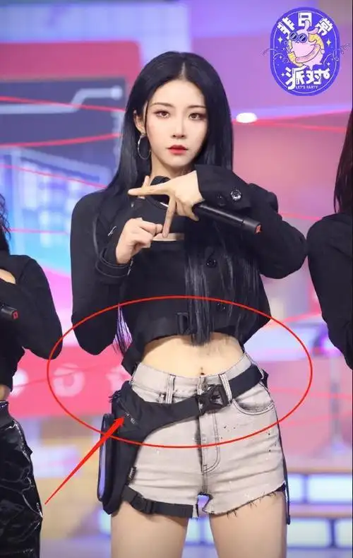 虽然她的负面消息有很多,但是不得不承认,喻言的颜值跟身材是真的很可