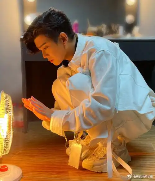 姜小宁告白顾川##任嘉伦自拍死亡角度