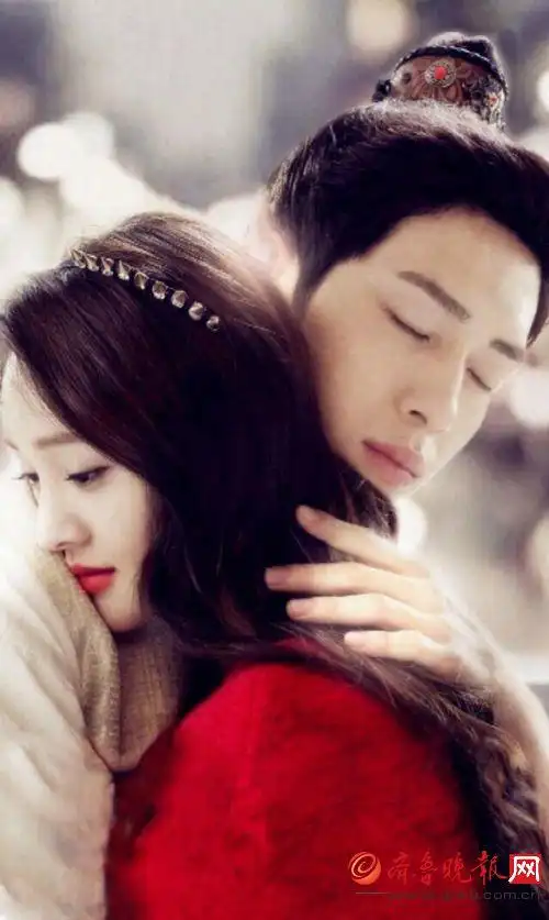 与井柏然合作的《相爱穿梭千年》里