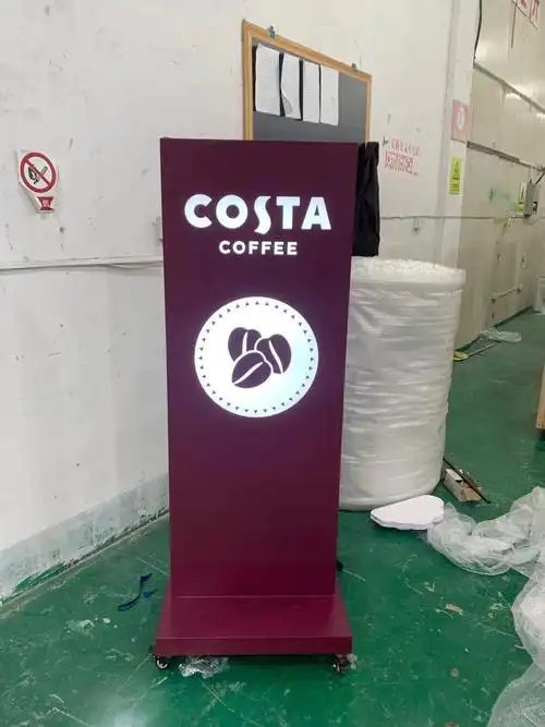 精品落地式立牌,新品促销信息发光牌,发光落地灯箱可定制广告机