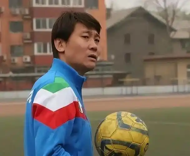 高峰!抛弃妻儿,20年后现状几何